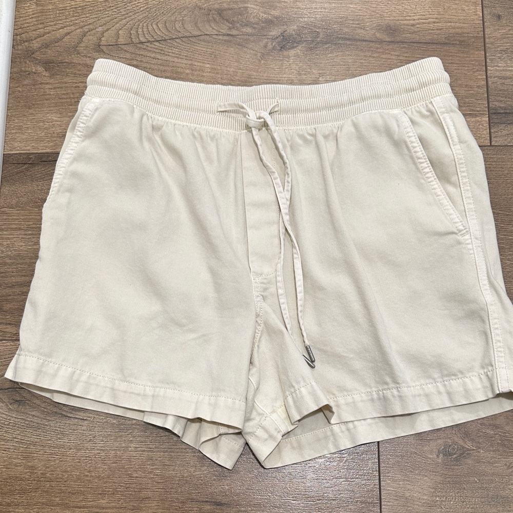 Women’s gap shorts